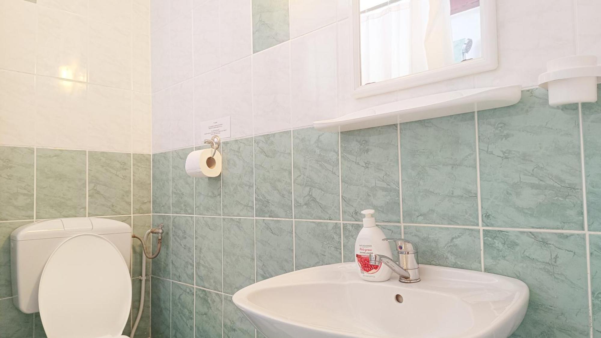 Pensiunea Valea Cernei Teliucu Inferior Luaran gambar